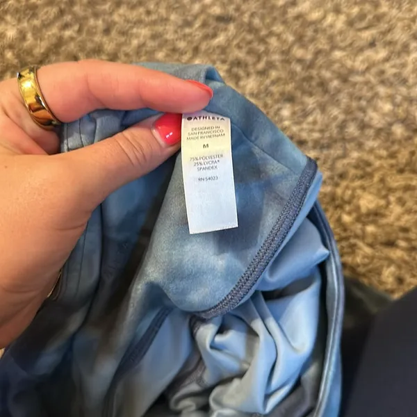 Athleta Elation Blue Tie Dye Print Leggings Medium - Image 9