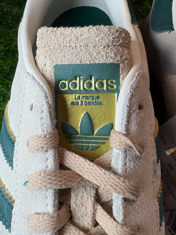 Adidas Gazelle. Women’s 10. Cream and green - Image 7