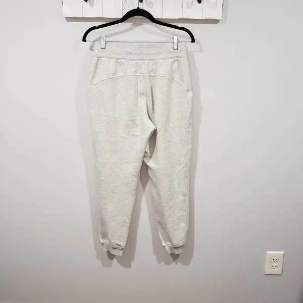 Lululemon Scuba OTF Jogger Heather Gray Size 6 - Image 2