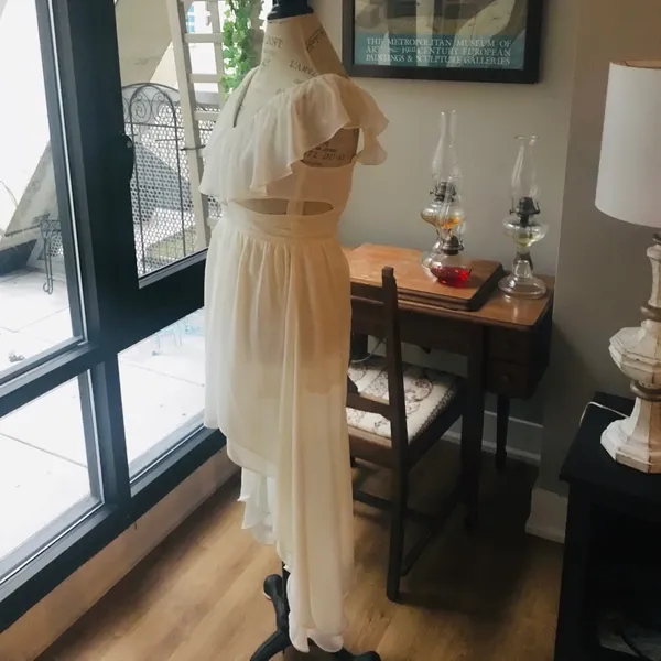Arden B White Ruffle Cut Out Asymmetric Dress SzXS - Image 4