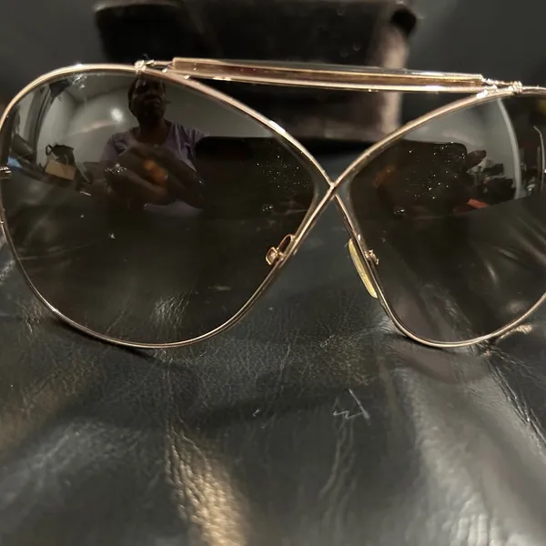 Tom Ford Gold Butterfly Frame Sunglasses with Dark Lenses missing nose guard - Image 2