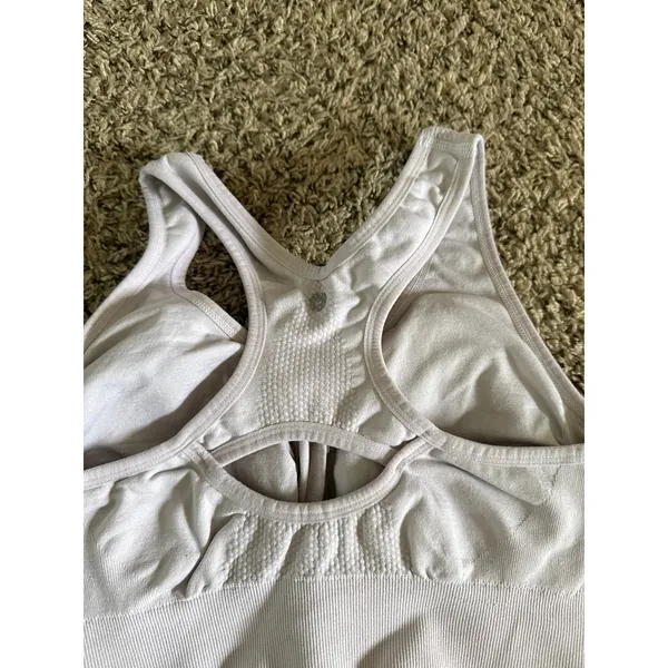 90 Degree Women's‎ Light Gray Front Zip Sports Bra Size Medium - Image 10