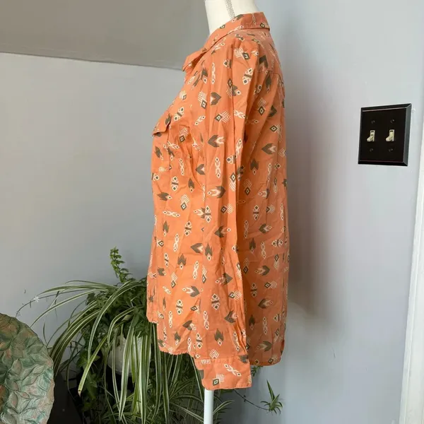 Wrangler Women’s Western Casual Shirt w/ Pearl‎ Snaps Peach Aztec Print Medium - Image 3