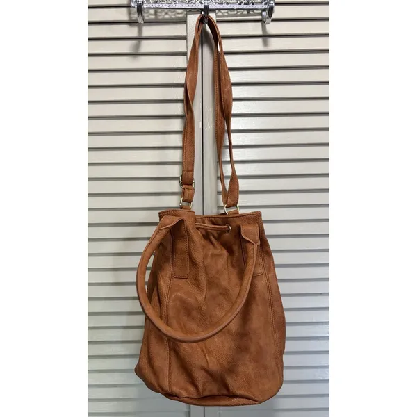 LuLu‎ Bucket Bag Orange Logo Double Handle Adj Strap Pockets - Image 4