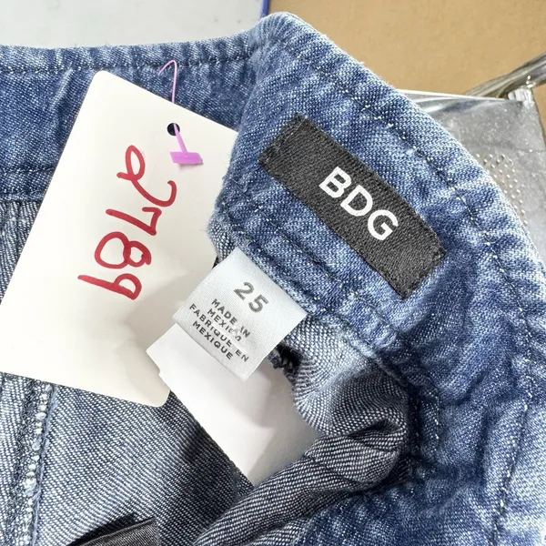BDG Skirt Women Size 25 Blue Denim Cotton Y2K Mini‎ Streetwear Minimalist Casual - Image 7
