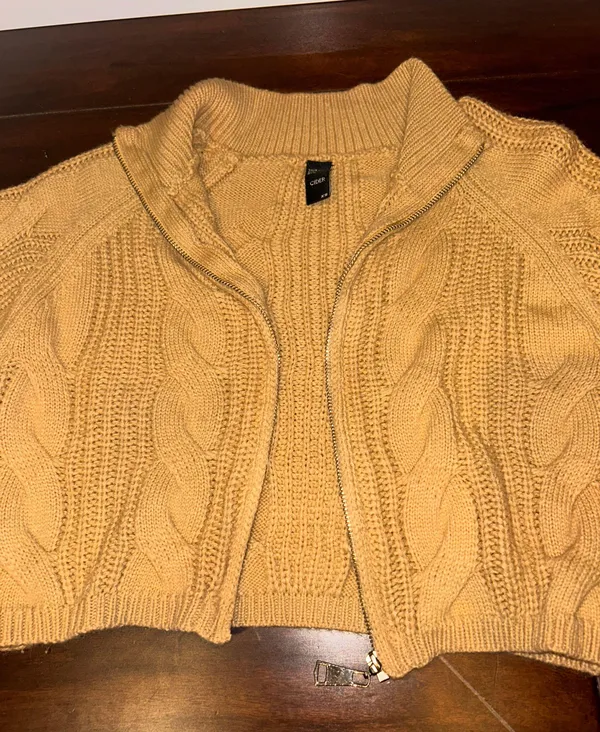 Copped  Sweater Zip Up - Image 3