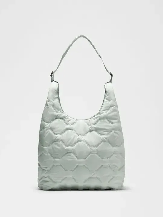 Lululemon Quilty Pleasures Shoulder Bag 14L pelican sold out online NWT - Image 3