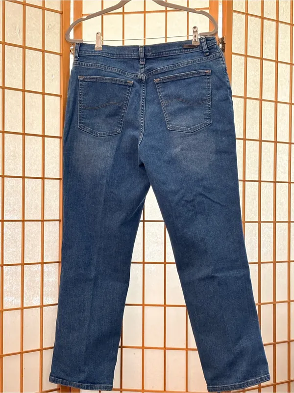 Lee Straight Leg Jeans in Blue Denim Relaxed Fit Size 14 Short - Image 2