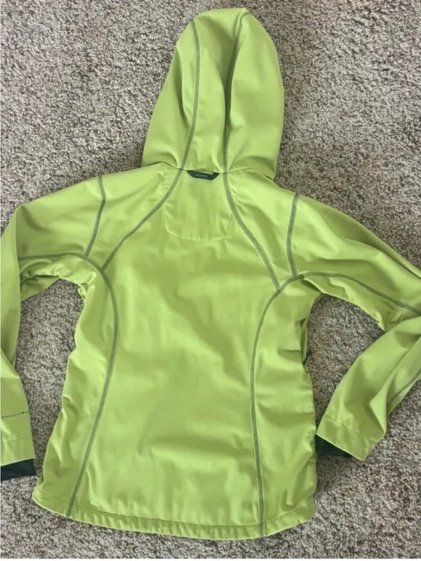 Columbia Women's Lime Green Hooded Softshell Jacket - Image 6