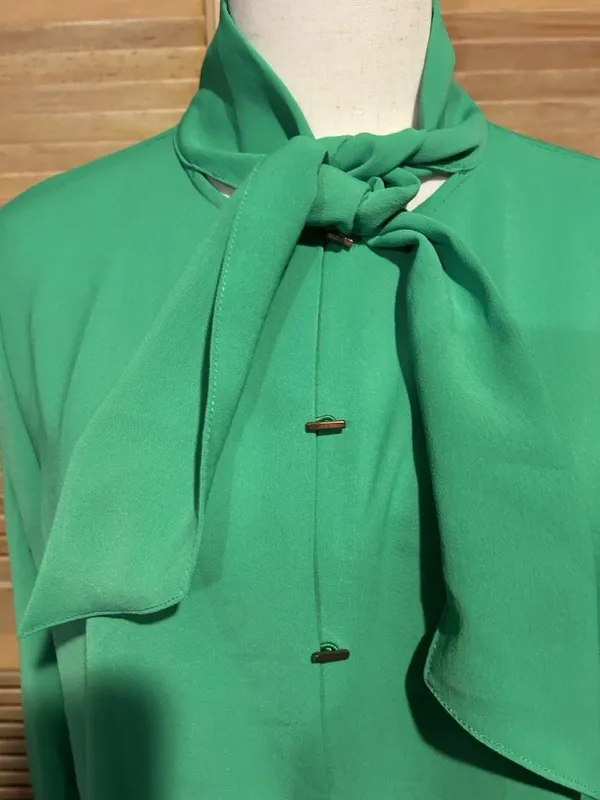 ZARA Green Chiffon Polyester Collared Tie Neck Button Blouse Long Sleeve M - Image 10