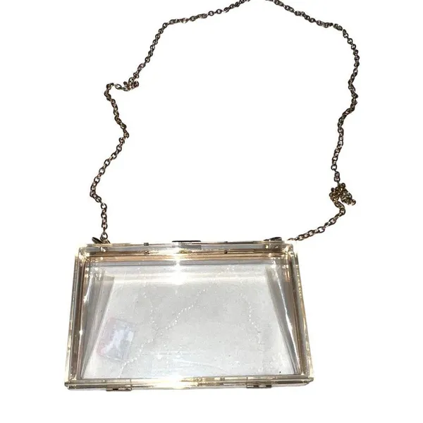 Clear and gold acrylic purse! Super cool! Gold - Image 8
