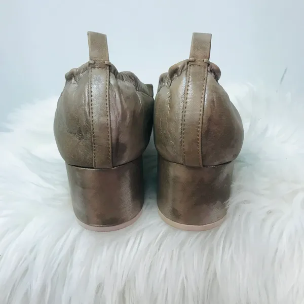 Brooklyn Champagne Lott block heel Pump sz 7.5 - Image 7