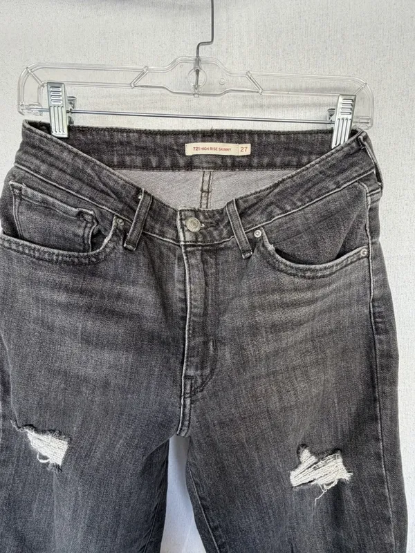 Levi's 721 High Rise Skinny Jeans Faded Black Distressed 27 - Image 3