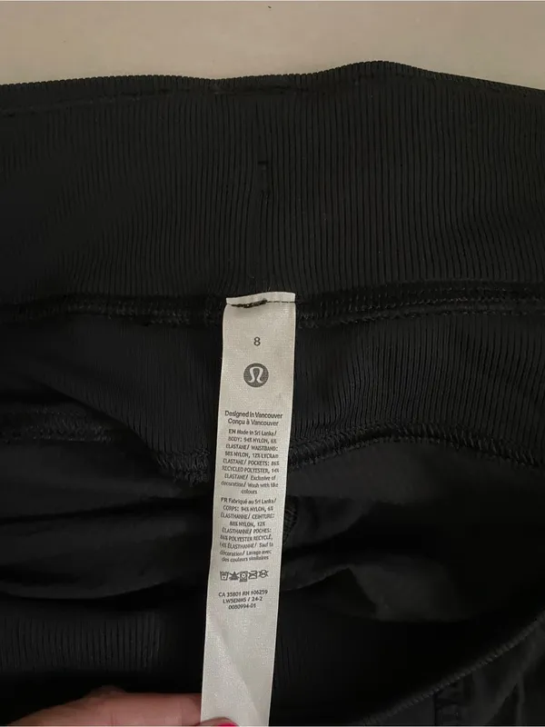 Lululemon NWT Dance Studio Mid Rise Joggers With Pockets Black Size 8 - Image 9