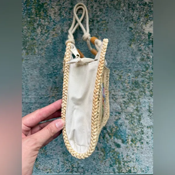 Vintage straw floral crochet tote purse - Image 3