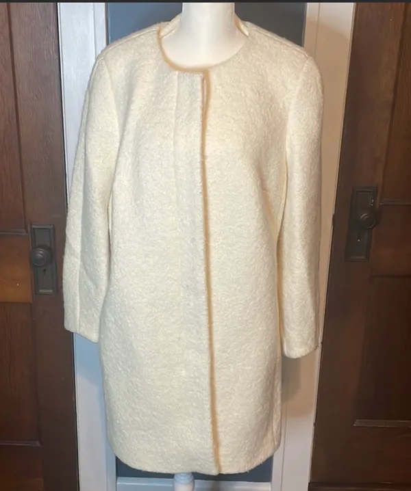 Loft NWOT Vintage Warm White Coat - Image 2