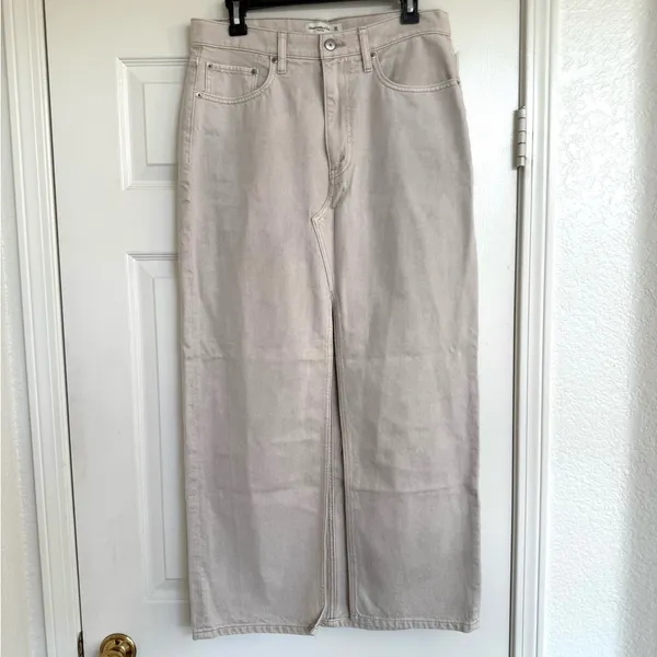 Abercrombie & Fitch High Waist Denim Jean Midi Skirt 10 Tall Gray‎ - Image 2