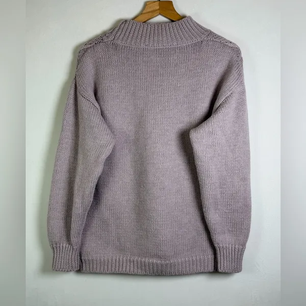 Amour Vert Women’s 100% Merino Wool Chunky Cable Knit Soft Sweater Lilac Sz XL - Image 7