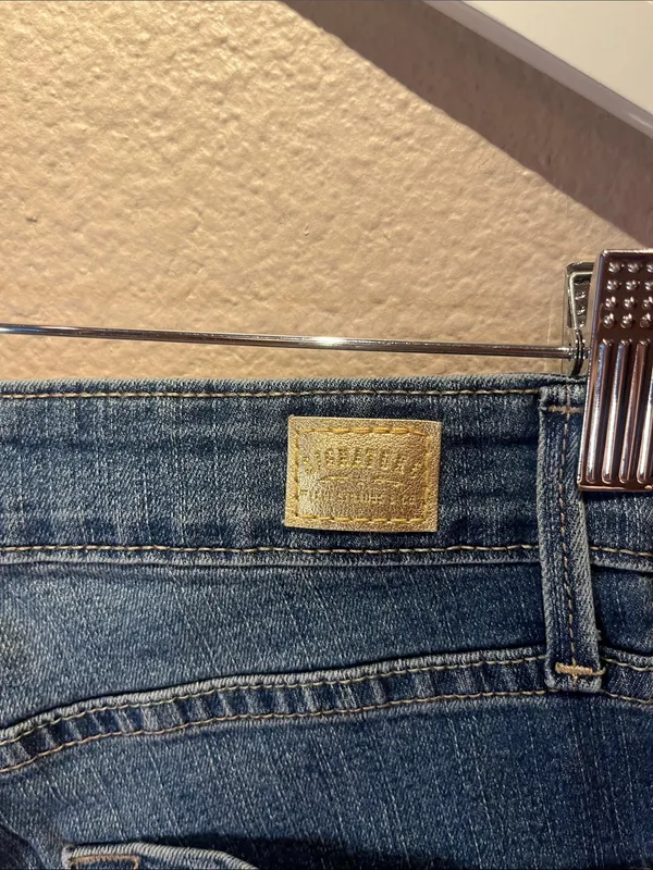 Levi’s Signature Gold Women’s Totally Shapping Skinny Jeans Size 4M - Image 7