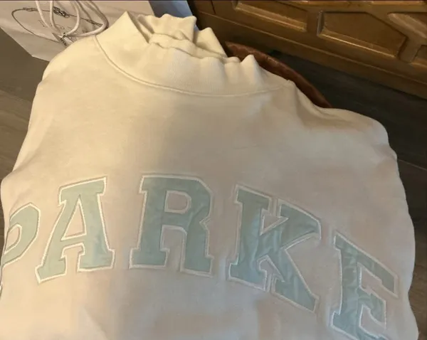 PARKE Mockneck Sweatshirt - Image 3