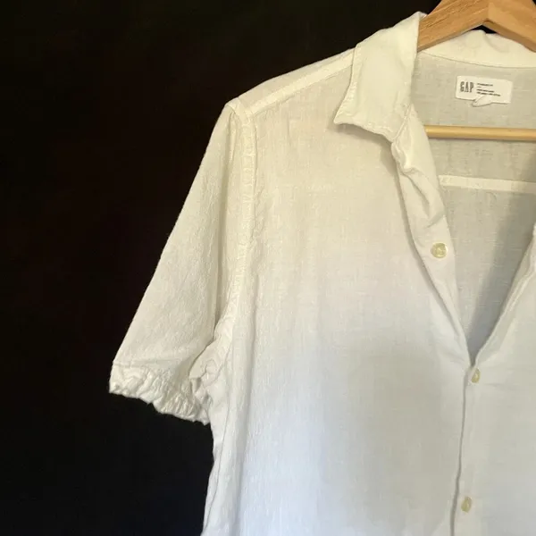 GAP linen cotton standard fit white short‎ sleeved button down shirt women's S - Image 2
