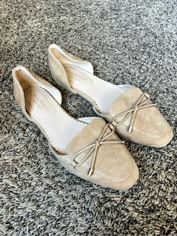Isaac Mizrahi Womens Shoes Flats Beige tan suede Mules bow size 7.5 - Image 2