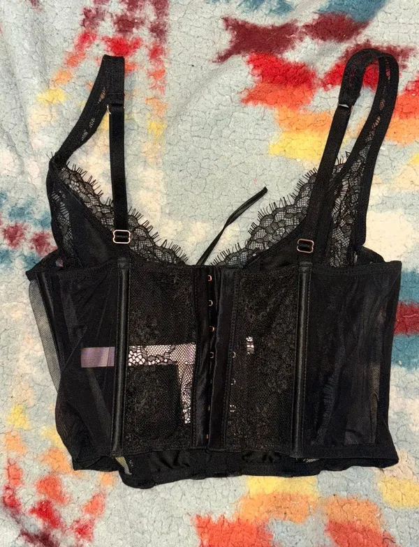 Victoria's Secret Lingerie - Image 2