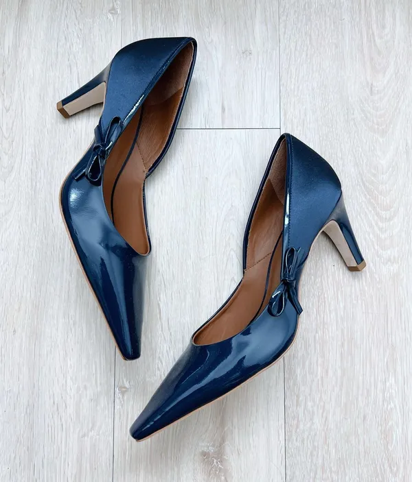 Reformation Neve Bow Heel - Image 4