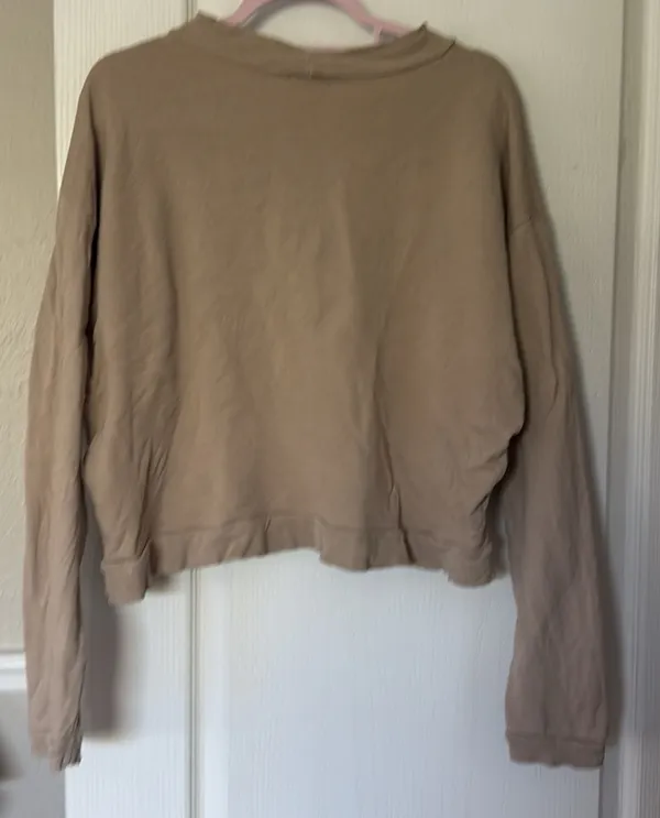 LNA Crop Sweatshirt - Image 3
