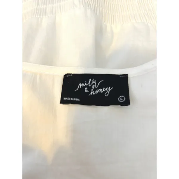 Milk & Honey NEW Puff Sleeve Crop‎ Top Large Pom Pom V-Neck - Image 4