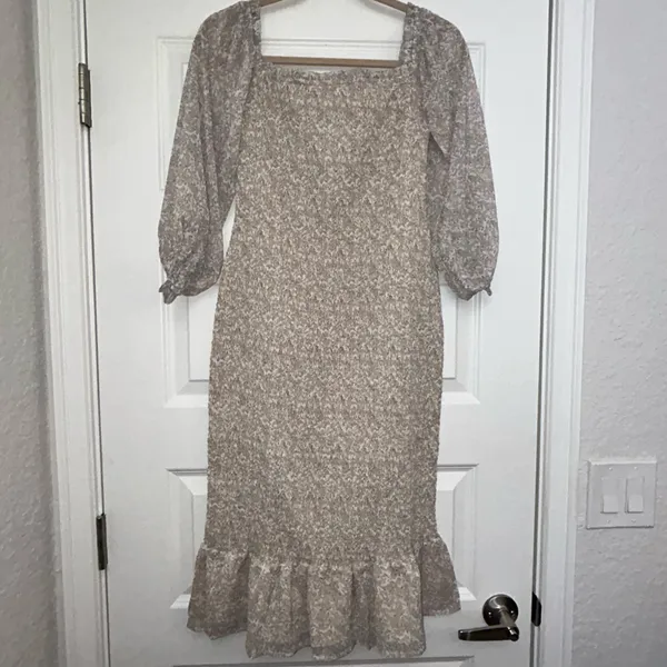 New, Worth Collective Cameron Smocked Ruffle Midi Dress Size M - Image 4