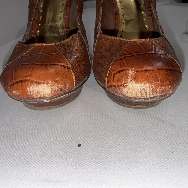 BCBGMAXAZRIA Leather Platform Cap Toe Brown‎ Heels Pumps SIZE 5.5B 35.5 - Image 3