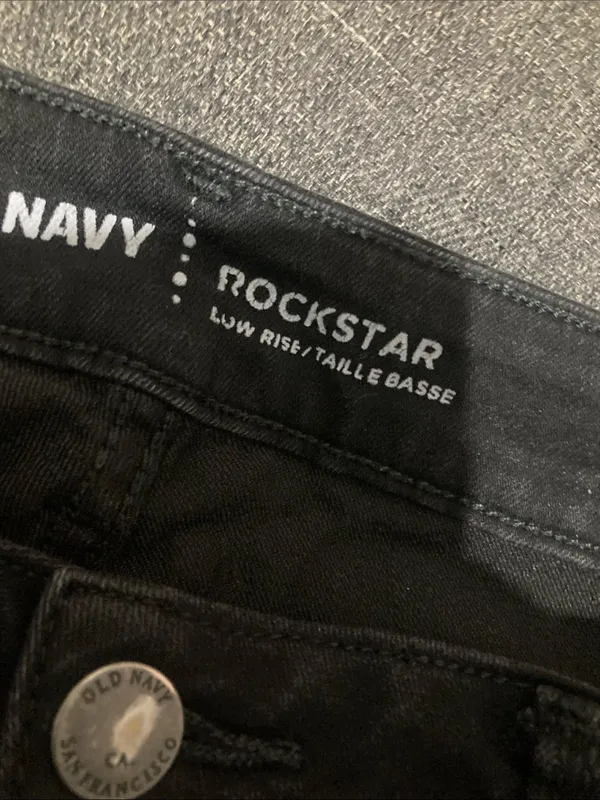 Old Navy Black Women's Skinny Jeans - Image 4
