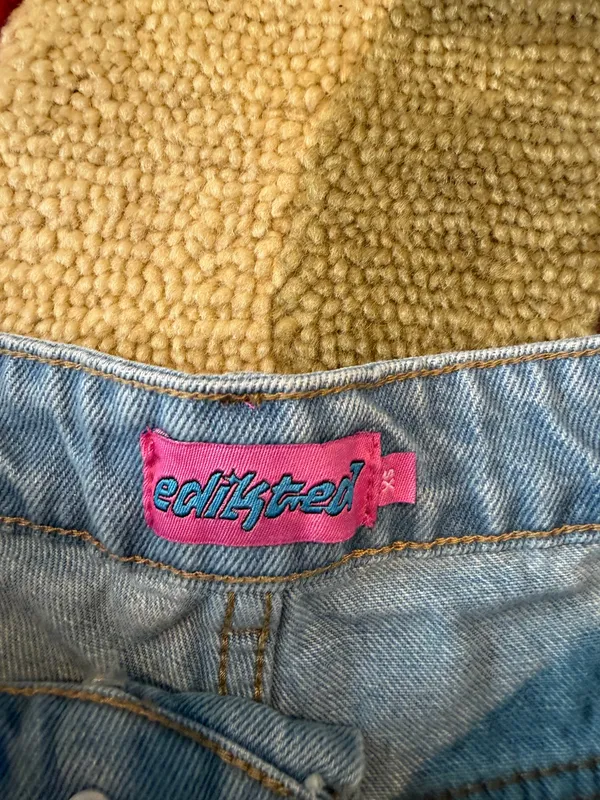 Edikted Denim Jean Shorts Button Fly High Rise Very Distressed Ripped Size XS - Image 4