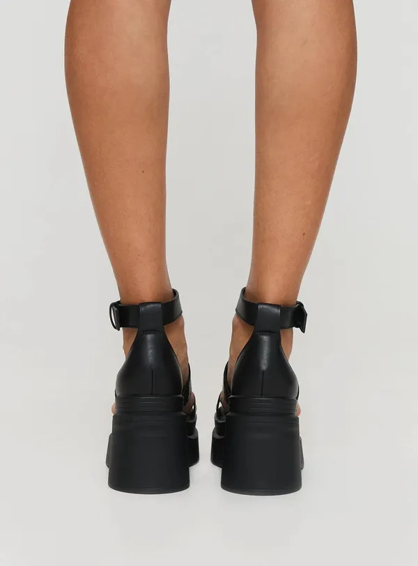 Adelle Platform Heels Black - Image 4