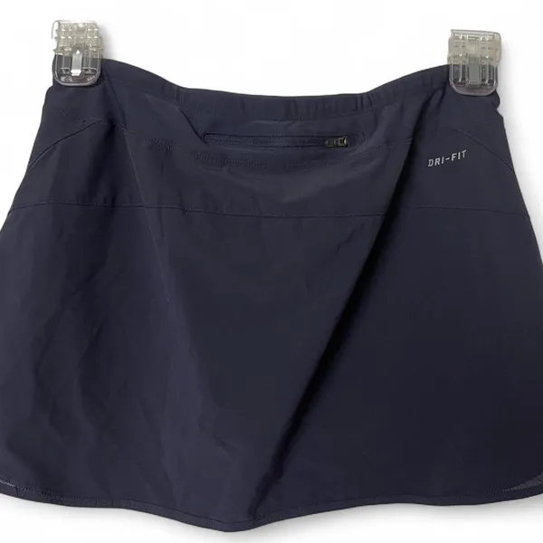 Women's Nike Dri-Fit Golf/Tennis Pickle Ball Mini Skirt Size M Built in Shorts - Image 4