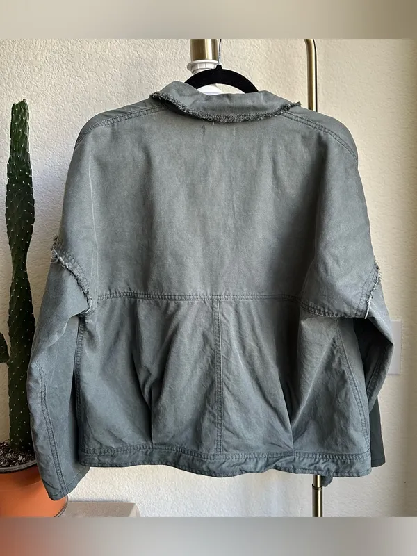 Coco + Jaimeson Lightweight Army Green Jacket - Image 3