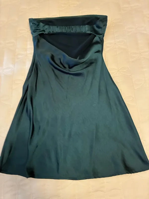 Beginning Boutique Green silk short dress - Image 3