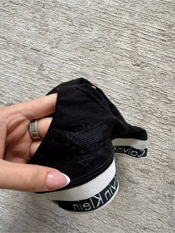 Calvin Klein Black & White Logo Sports Bra (Size Small) - Image 5