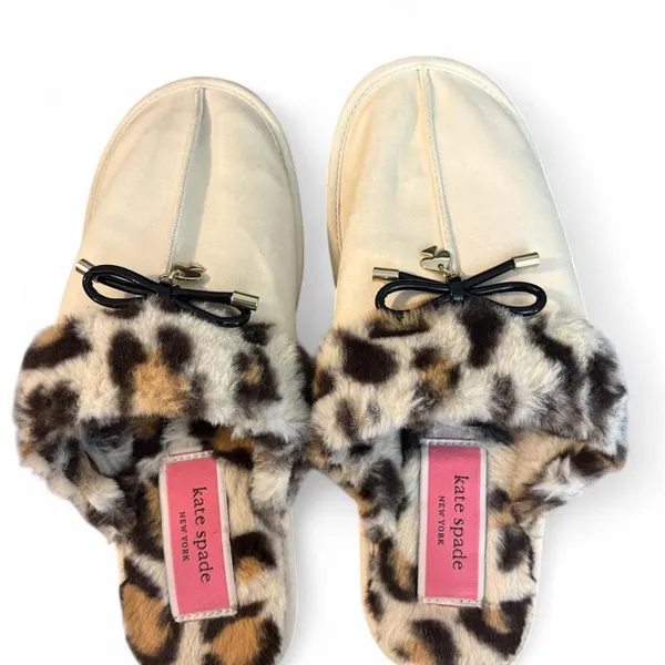 Kate Spade Lacey Slippers Women 8 Leopard Faux Fur Cream Bow Spade Charm Mule - Image 2