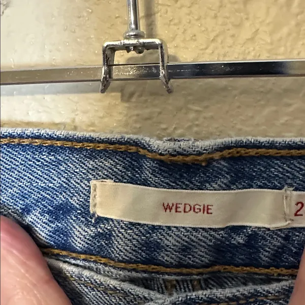 Levi's Wedgie Icon Fit Ankle Jeans Medium Wash Size 28‎ - Image 7