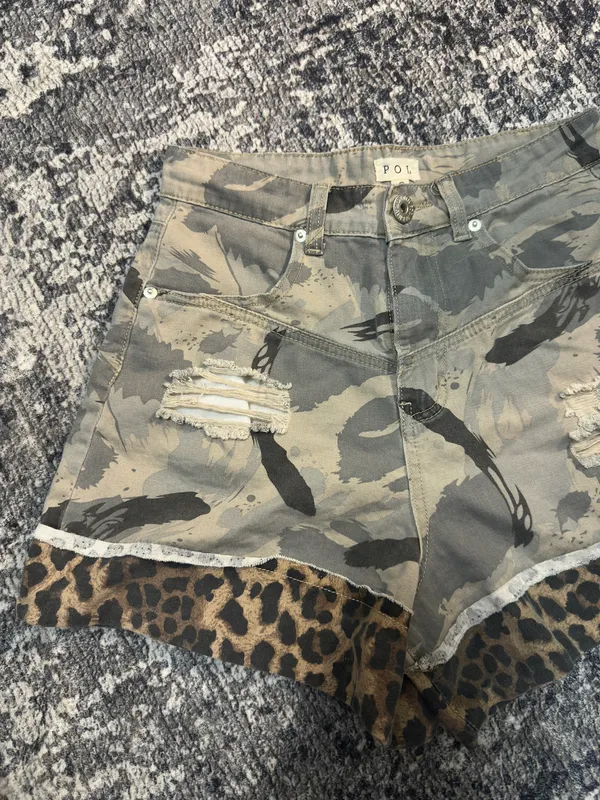 POL Distressed High Waisted Jean Shorts - Image 4