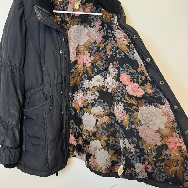 Free People We The Free Black Puffer Jacket Size Medium Black Floral Coat - Image 7