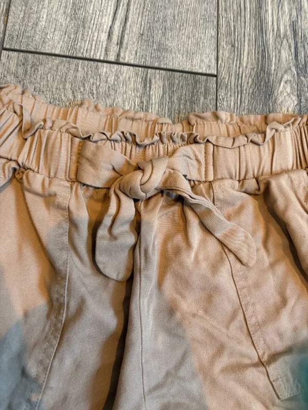 Charlotte Russe Womens Large Tan Brown Dress Shorts Golf Shorts Ties in Front - Image 2
