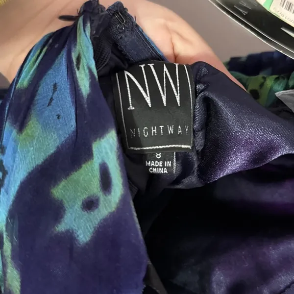 Nightway Women's Strappy Ruched Ombre Maxi Dress Size 8‎ - Image 3