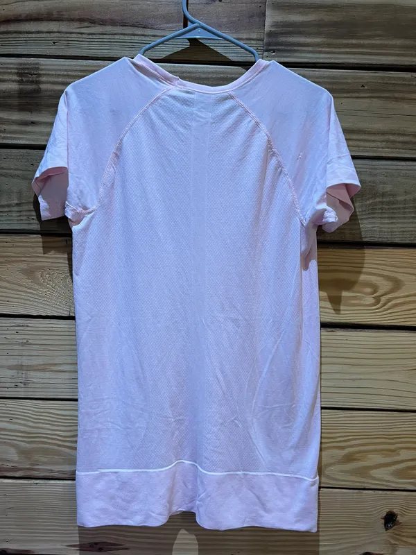Nike Athletic Shirt - Image 3