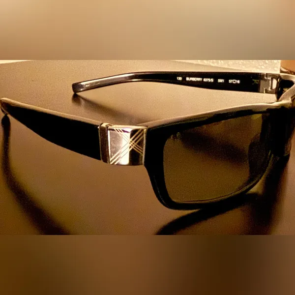 Burberry Polarized Sunglasses 8375/S Black Designer Sunnies Authentic + Case - Image 8