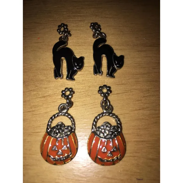 Bundle 2 Vintage Halloween Earrings Black Cat Pumpkins Craft Project No Backings - Image 2