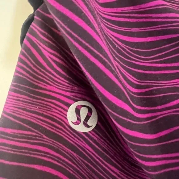 Lululemon Speed Short 2.5 Life Lines Polar Pink Black Size 6 W7A19S - Image 4
