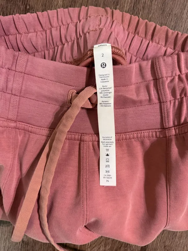 Lululemon soft stress shorts - Image 3